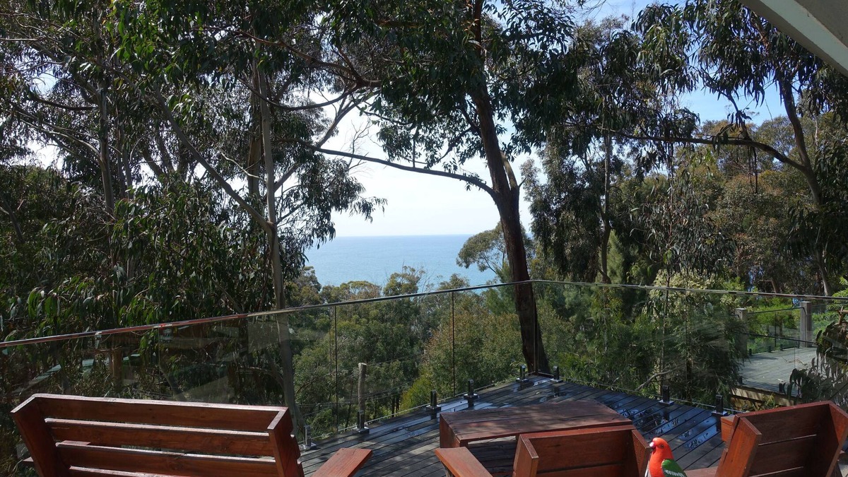 Kennett River House | Bespoke house in the trees with ocean views.