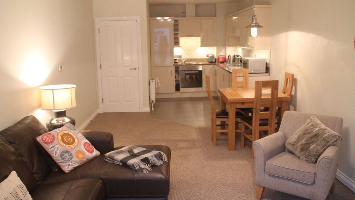 Cathedral Quarter Apartment | BEST 2 BED IN THE CITY