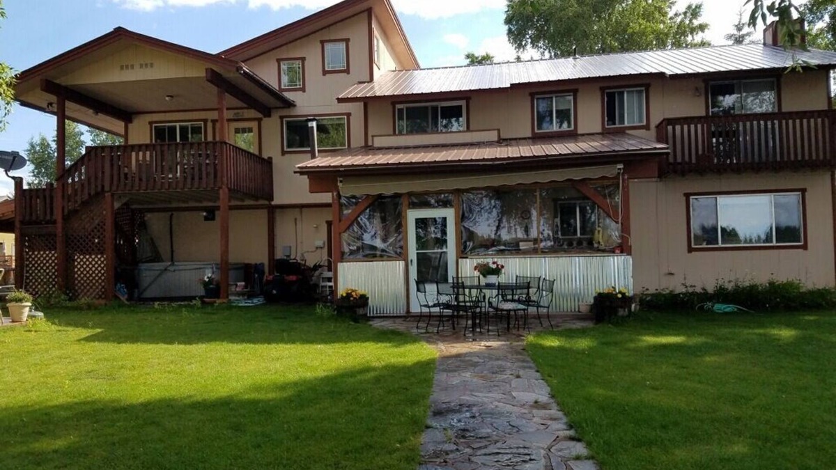Pagosa Springs Apartment | Best Deal in Pagosa! Lake Front Rental - Rent 1 or 2 Bedrooms