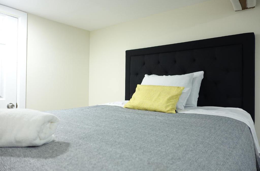 Hillside Apartment | Best EWR Airport Studio-Hot Tub-Free Parking