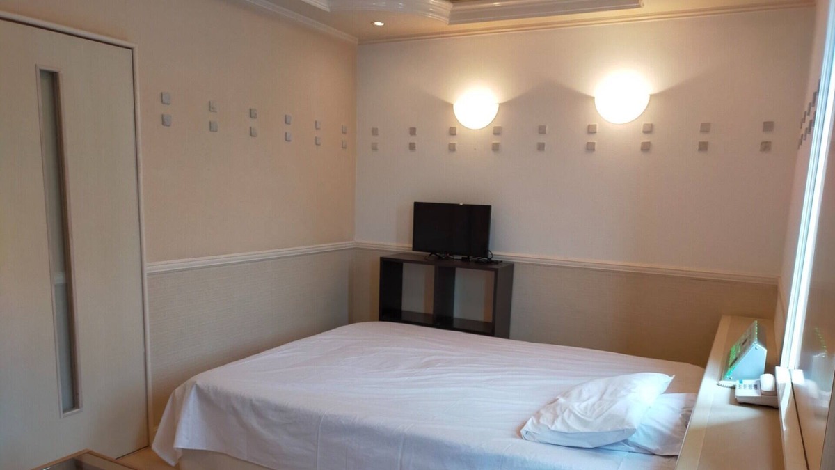 Honjo House | Best for Workation AQA Hotel 211 / Honjo Saitama