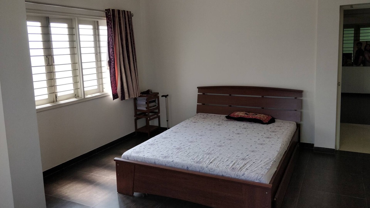 Vadodara House | Best located property in center of the city