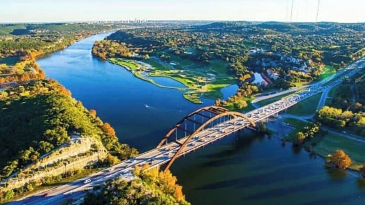 Shepherd Mountain Apartment | Best location in Austin! ! 1 min. Away from Pennybacker Bridge .