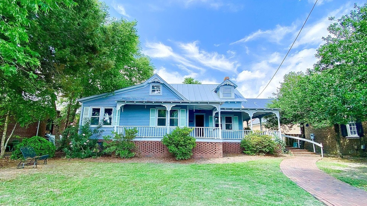 Edenton House | BEST location in Historic Downtown Edenton!