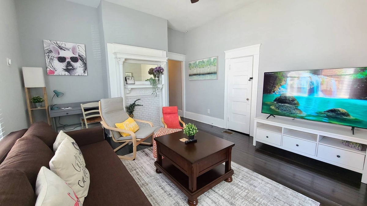 SoHo Apartment | Best Location in Hyde Park, South Tampa