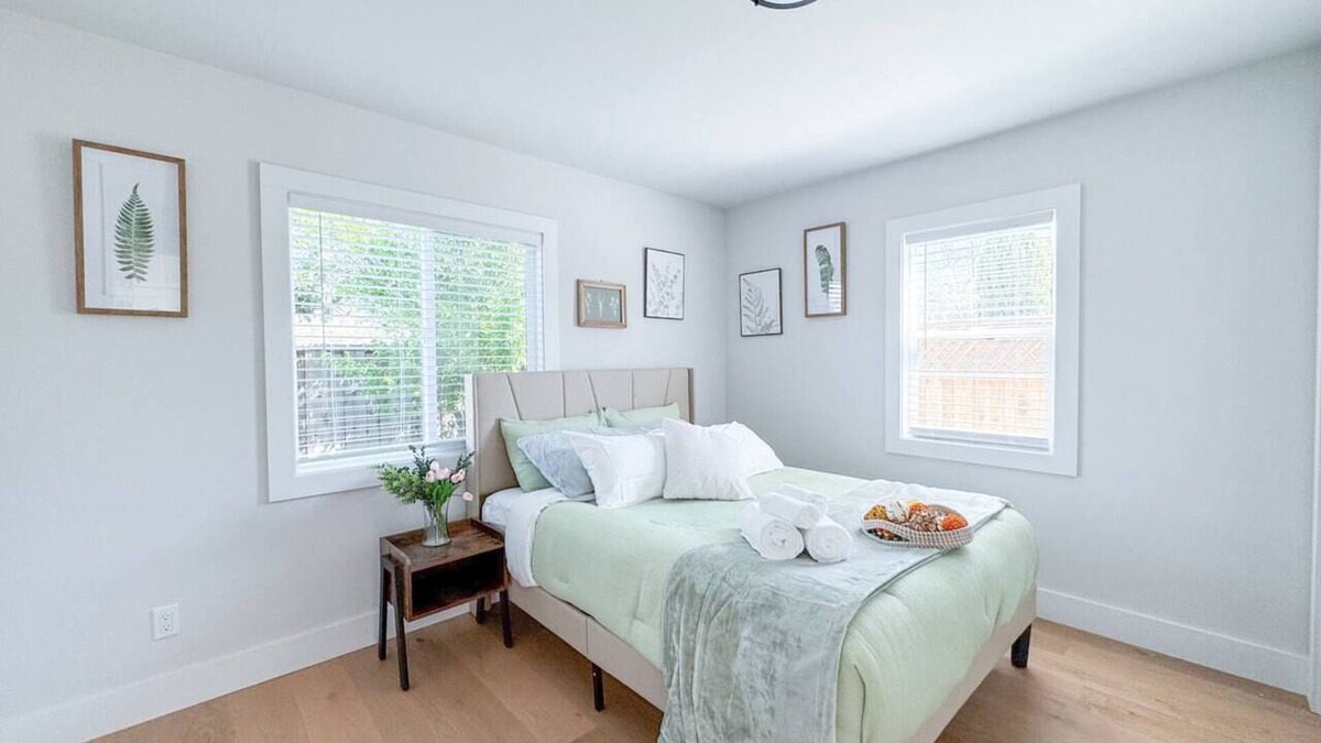 Sunnyvale House | Best Location | New Build | Tech | Laundry & A/C