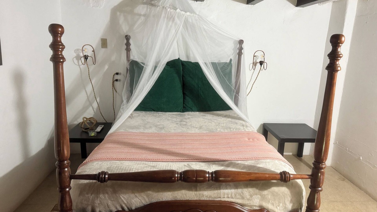 Mercado House | Best Location Old San Juan private room 2 of 11
