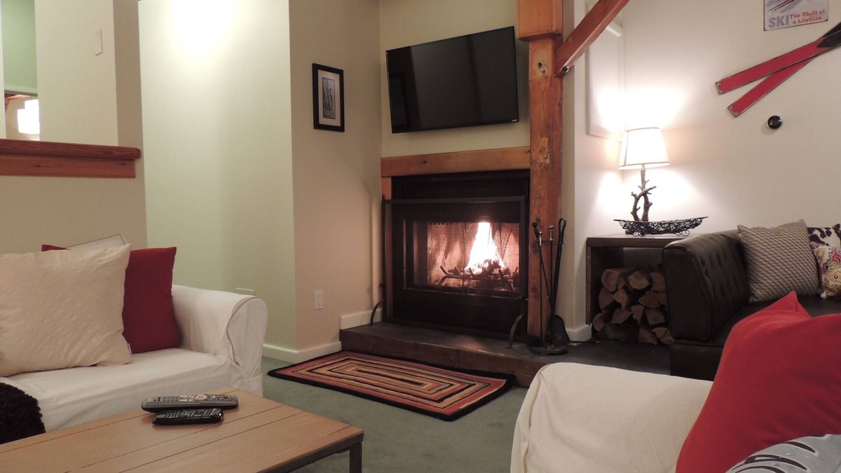 Ludlow Condo | Best Location! Renovated center village Okemo 2 BR - free shuttle outside door!