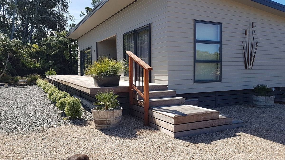 Parapara House | Best Location With Changing Estuary Views at Popular Parapara Beach