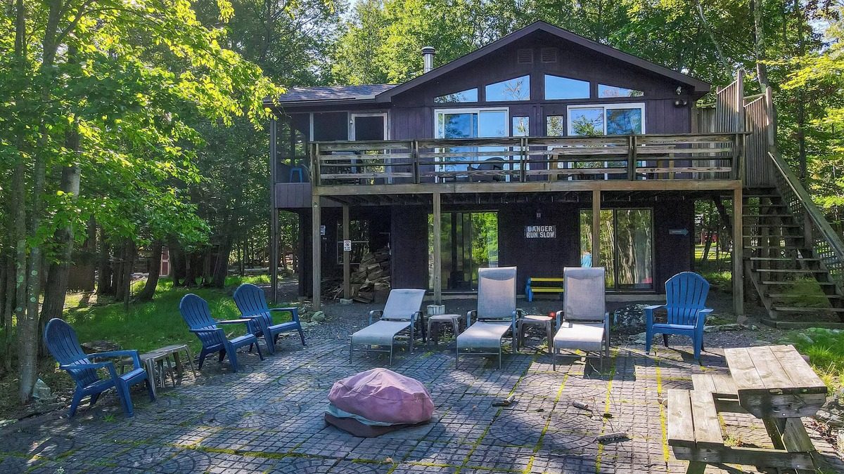 Wallenpaupauk Lake Estates Cabin | Best Of Both Lakes Wally/WLE-3 Bed/2 Bath, Kayaks included. Short stays Welcome