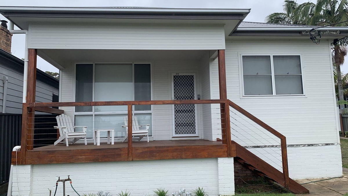 Swansea House | Best of both worlds-beach and lake