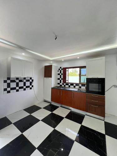 Langma House | Best Point Home