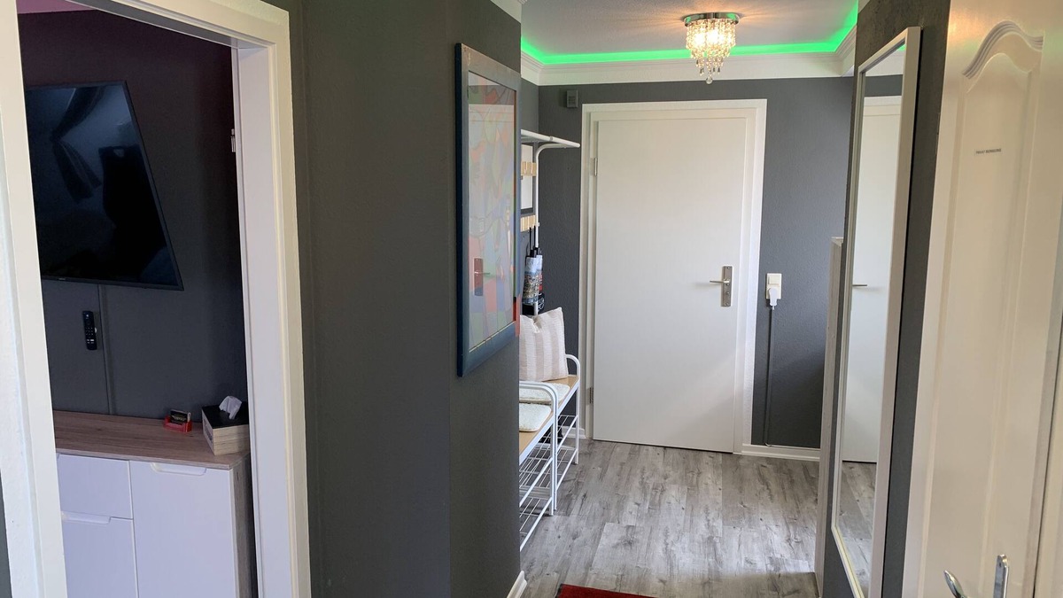 Wittenberge Apartment | Best price holiday apartment- Netflix, self-check-in, WiFi on the Elbe Cycle Path in Wittenberge