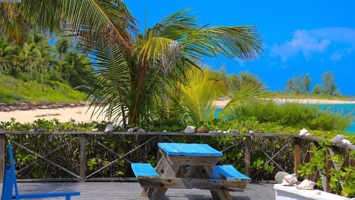 Governor's Harbour Cottage | Best Romantic Beach House, Newly Remodeled