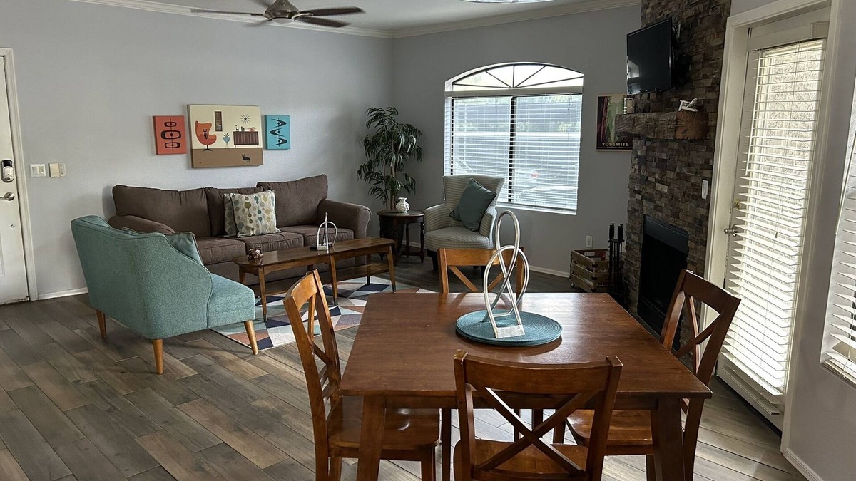 North Scottsdale Condo | Best Scottsdale Location - Great Amenities