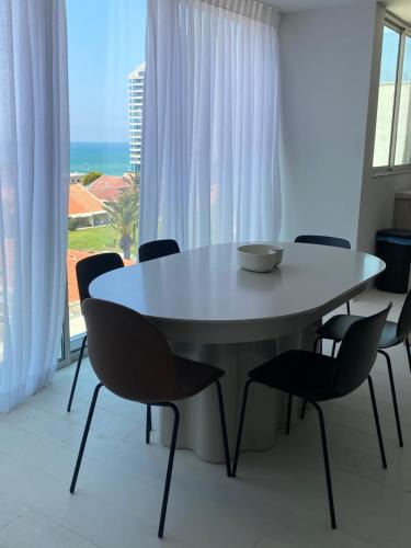 Herzliya Pituach Apartment | best sea view boutique two bedrooms