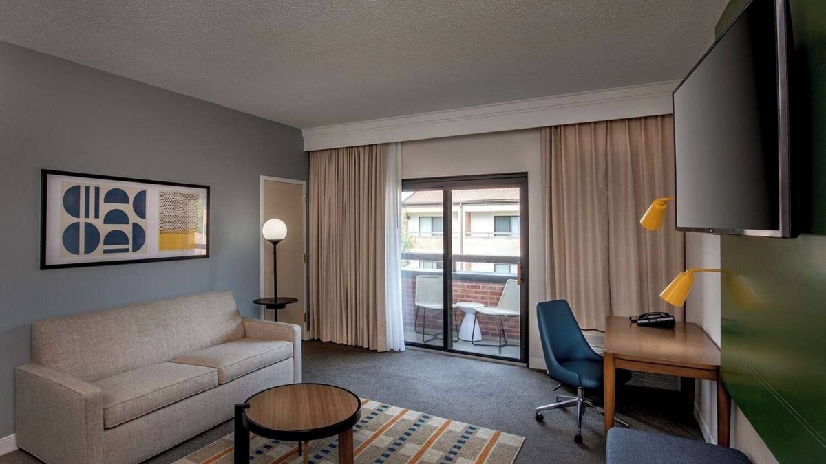 Foxboro Hotel | Best Value, Quality Stay! Pet-Friendly, Near F. Gilbert Hills State Forest