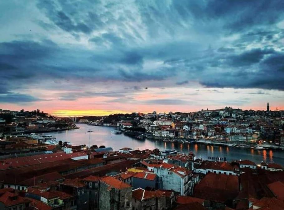 Santa Marinha Apartment | BEST View DOURO PORTO Penthouse