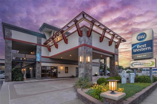 Great Bend Hotel | Best Western Angus Inn