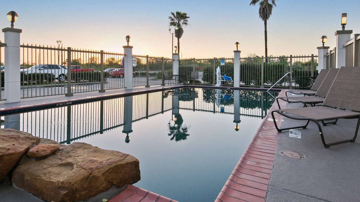 Dayton Hotel | Best Western Dayton Inn & Suites