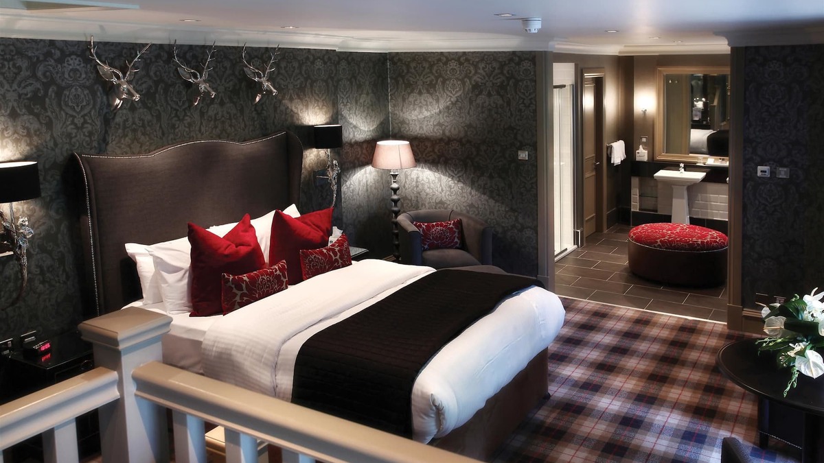 Eaglesham Hotel | Best Western Glasgow South Eglinton Arms Hotel