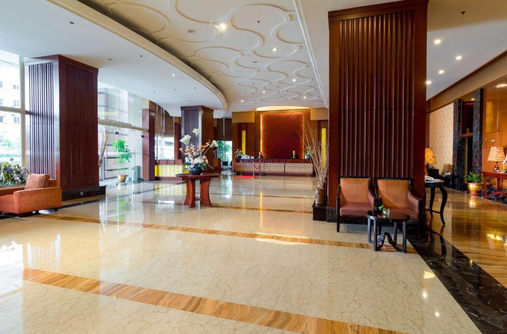 Kandawgyi Lake Area Hotel | Best Western Green Hill Hotel