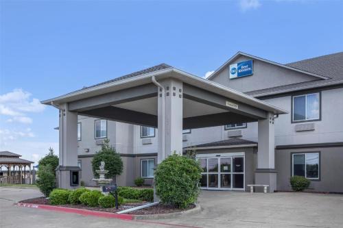 Mexia Hotel | Best Western Limestone Inn and Suites