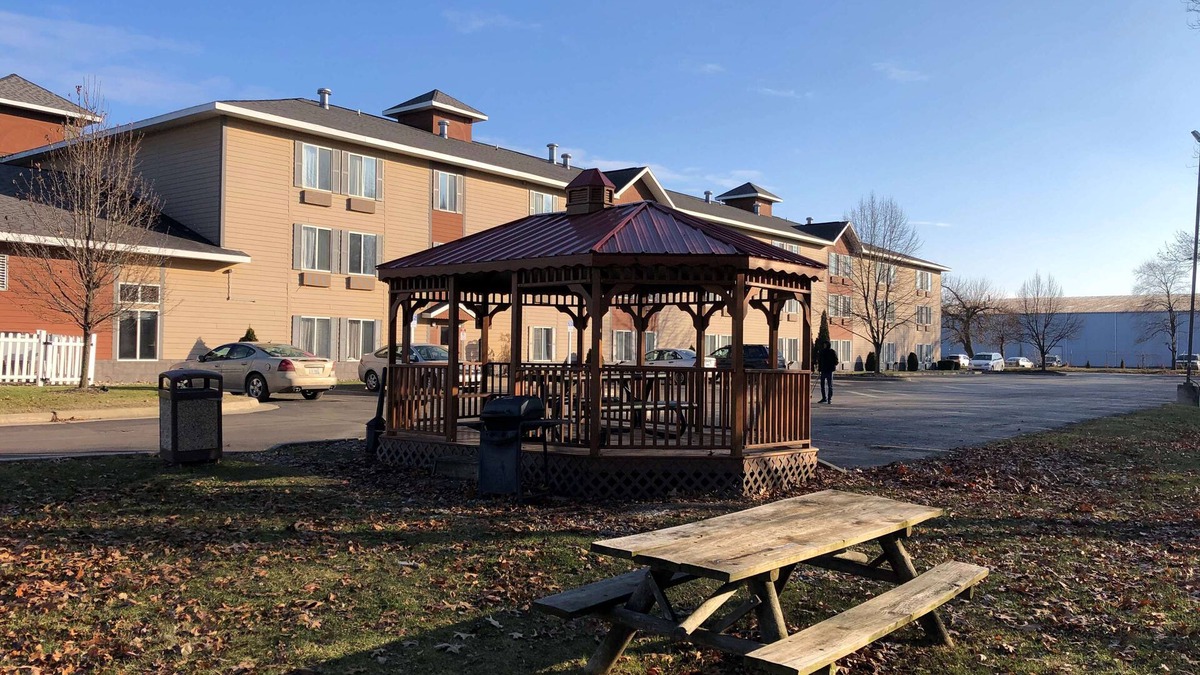 Coldwater Hotel | Best Western Plus Coldwater Hotel