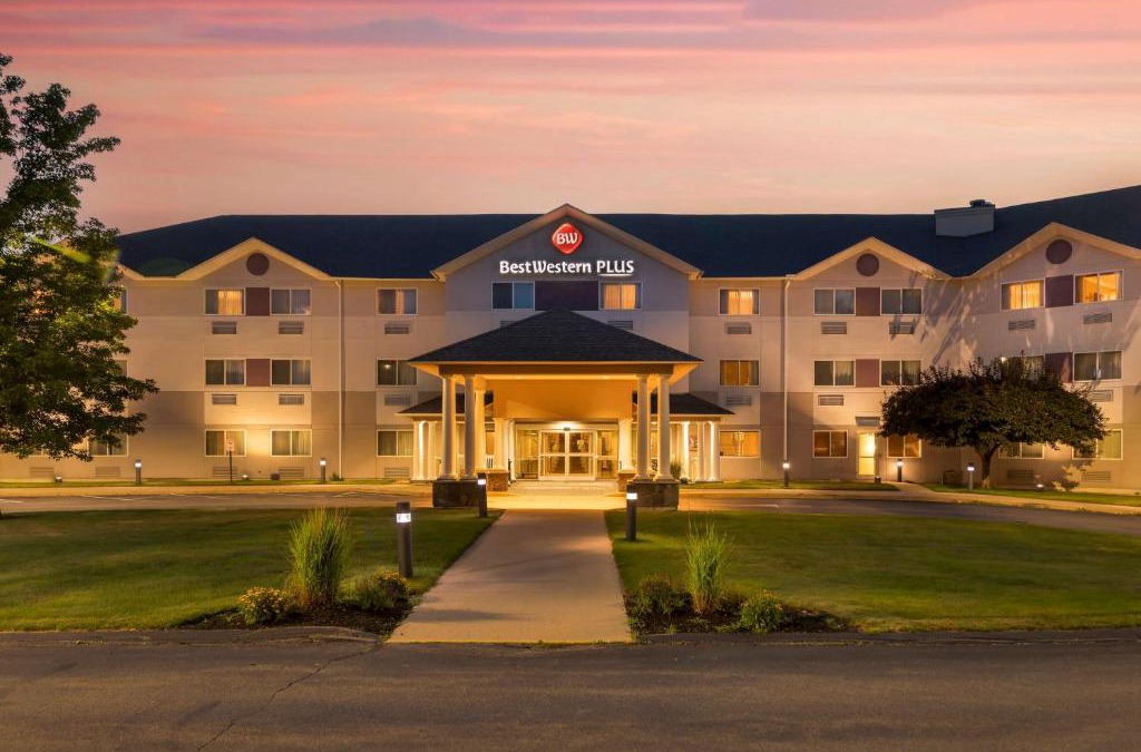 Manchester Hotel | Best Western PLUS Executive Court Inn & Conference Center