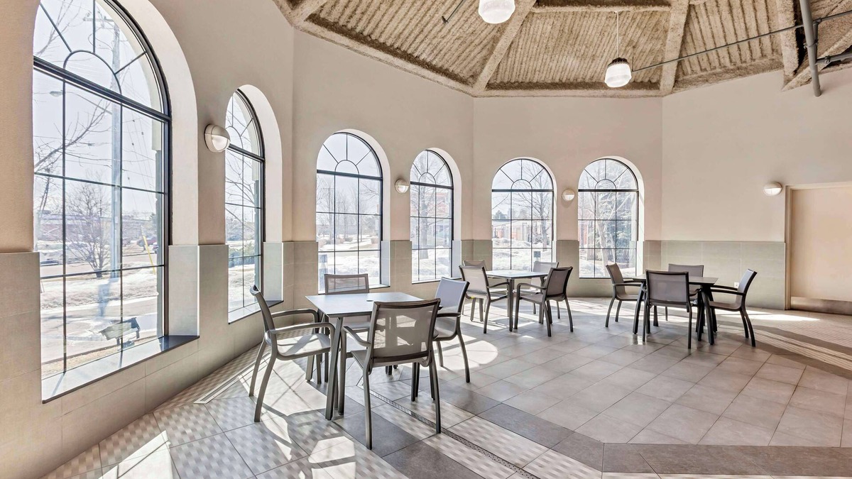 Scarborough Hotel | Best Western Plus Executive Inn