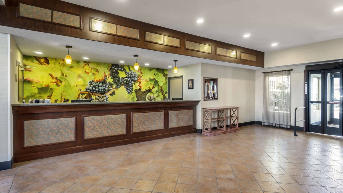Outlook Hotel | Best Western Plus Grapevine Inn