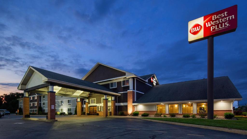 Bear Hotel | Best Western Plus Newark/Christiana Inn