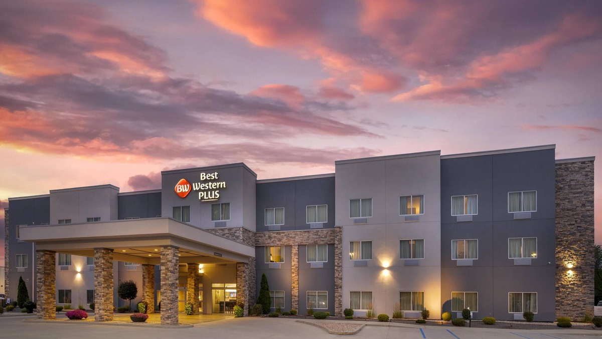 Olney Hotel | Best Western Plus Parkside Inn & Suites