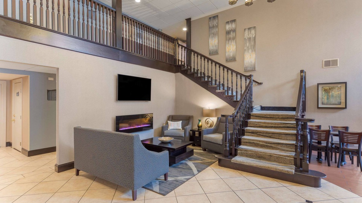 Russellville Hotel | Best Western Plus Russellville Hotel & Suites