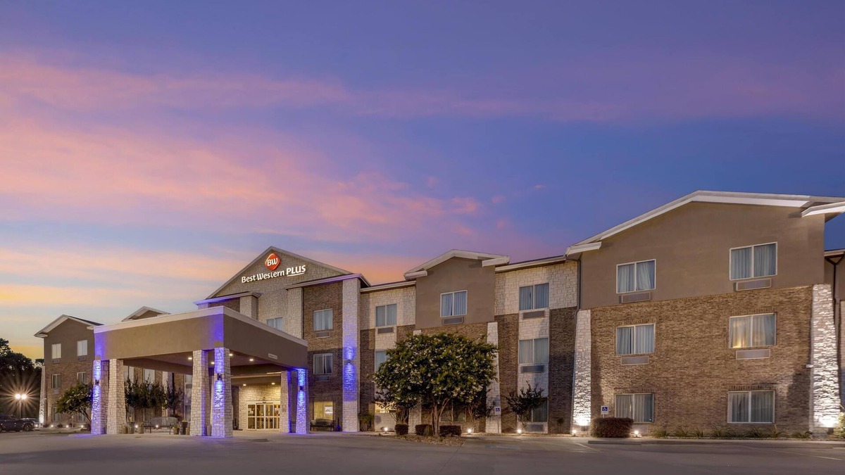 Madill Hotel | Best Western Plus Sand Bass Inn & Suites