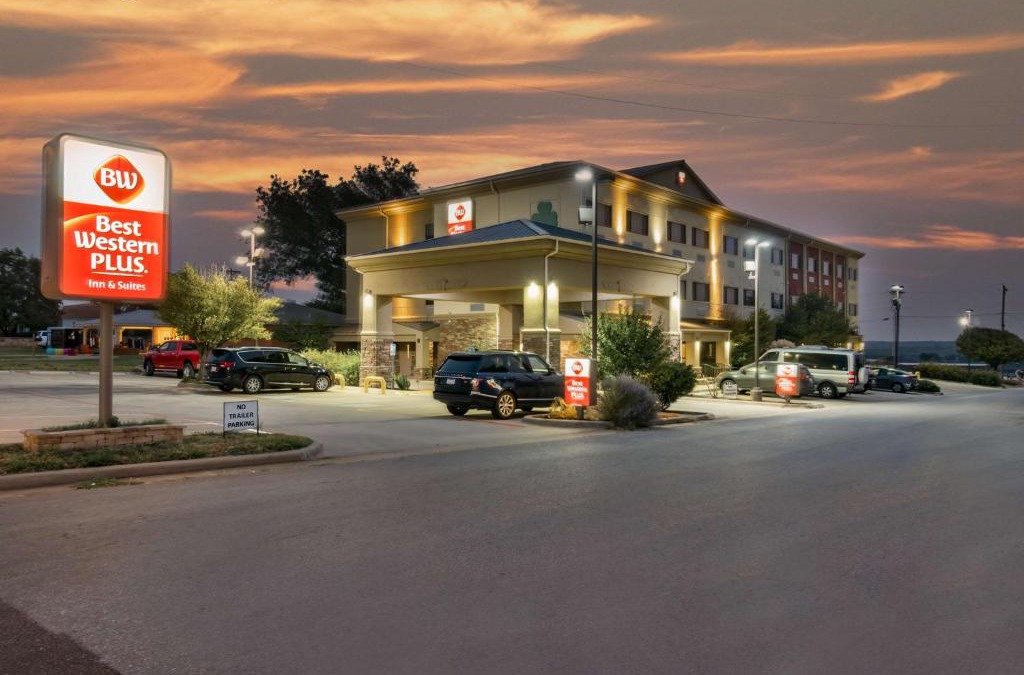 Shamrock Hotel | Best Western Plus Shamrock Inn & Suites