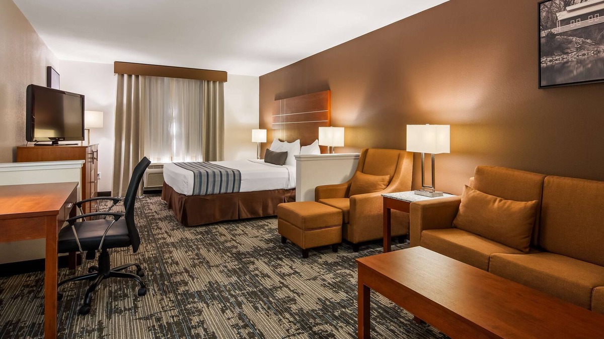 Wa Keeney Hotel | Best Western Plus Wakeeney Inn & Suites