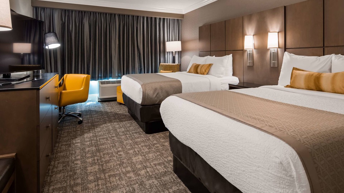 Shively Hotel | Best Western Premier Airport/Expo Center Hotel