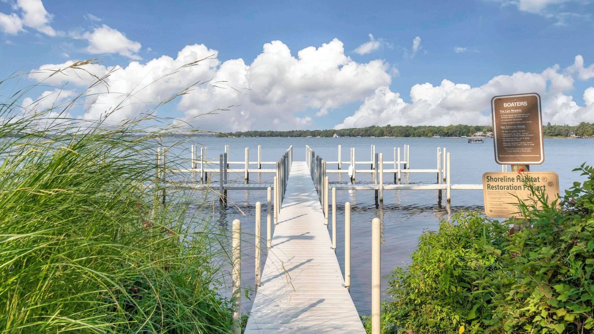 Detroit Lakes Hotel | Best Western Premier The Lodge on Lake Detroit