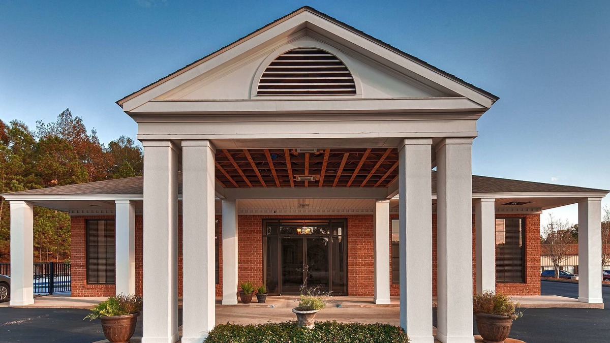 Jackson Hotel | Best Western Suites