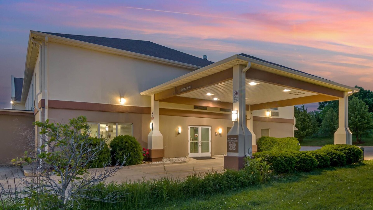Mexico Hotel | Best Western Teal Lake Inn
