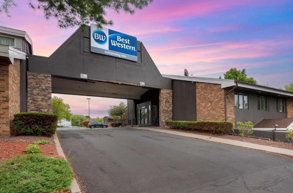 Ithaca Hotel | Best Western University Inn