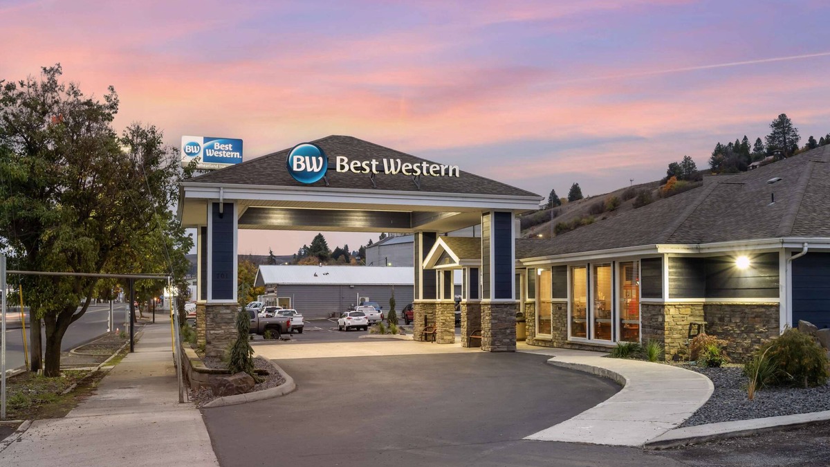 Colfax Hotel | Best Western Wheatland Inn