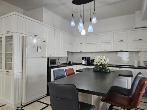Riscani Apartment | BestApartmentStay