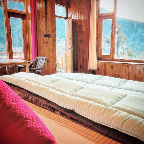 Banjar House | BESTIE WOODEN COTTAGE JIBHI