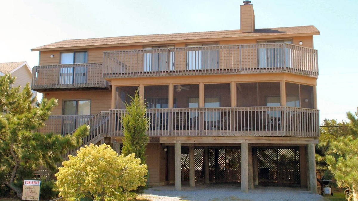 Sandpiper Pines House | Bethany Beach Coastal Retreat