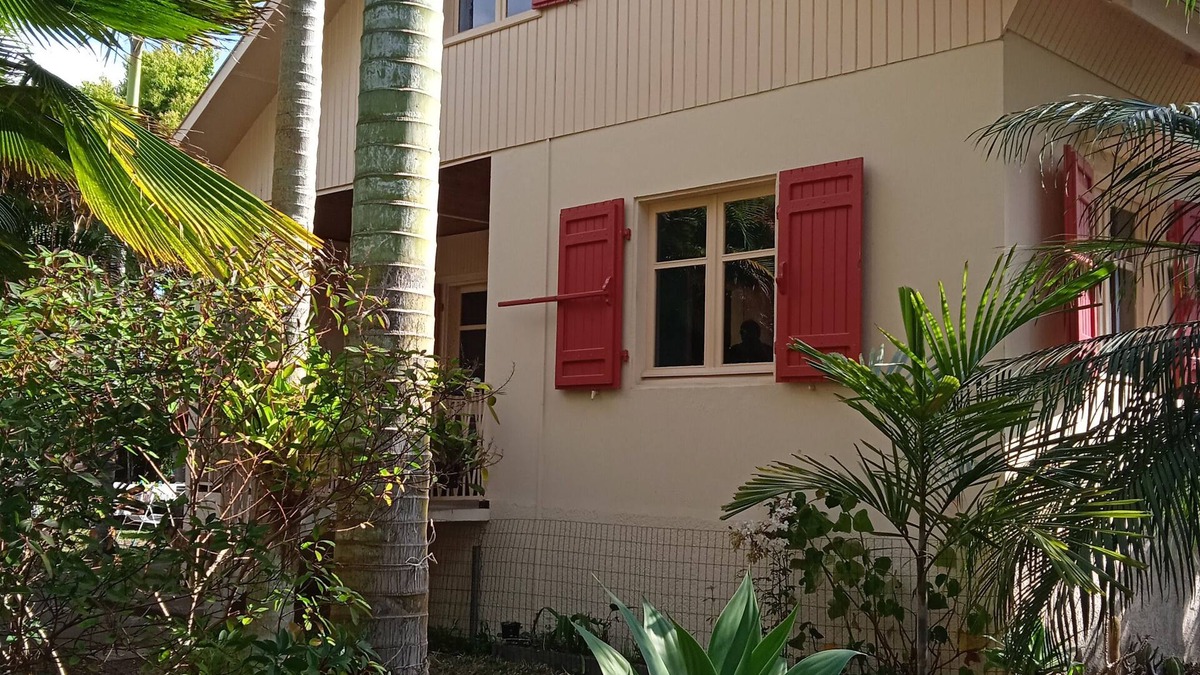 Trois-Bassins Apartment | Between beach and mountain