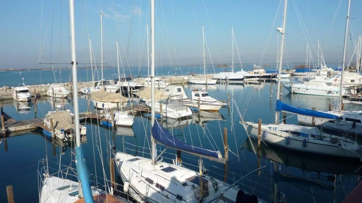 Grado Historic Centre Apartment | Between boats and beach , apt. 811