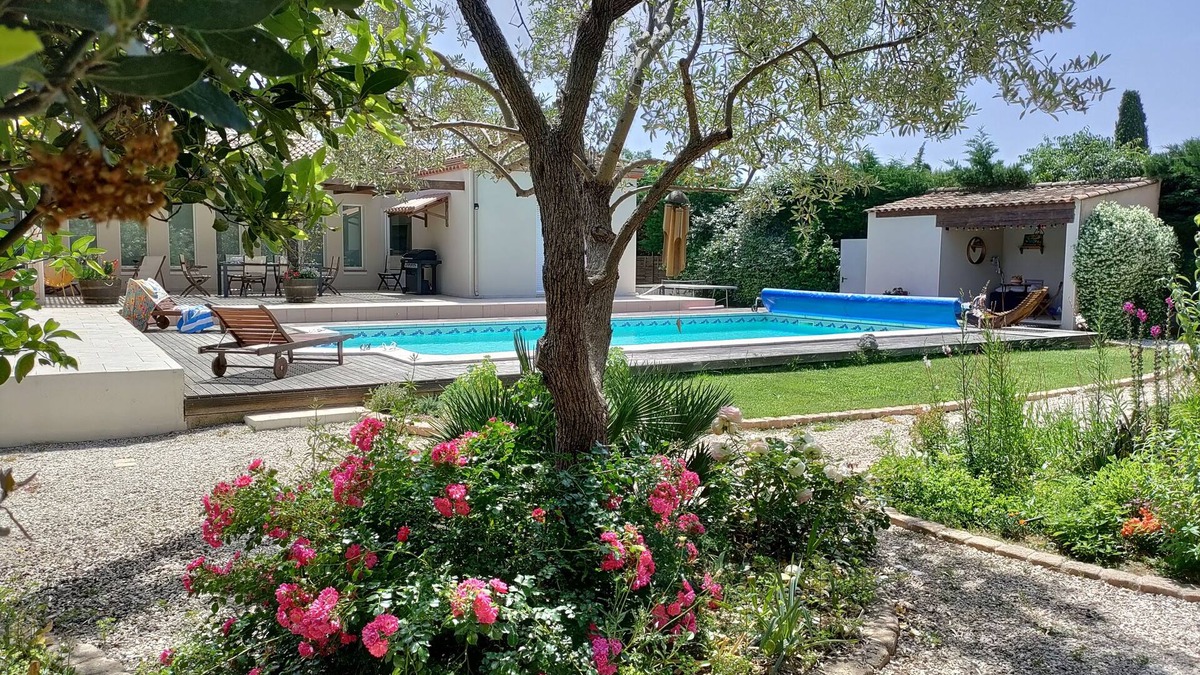 Horte Neuve Villa | Between city and nature: Villa Botanica