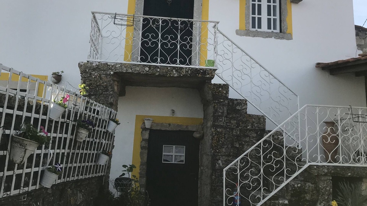 Penela Cottage | Between heaven and earth!